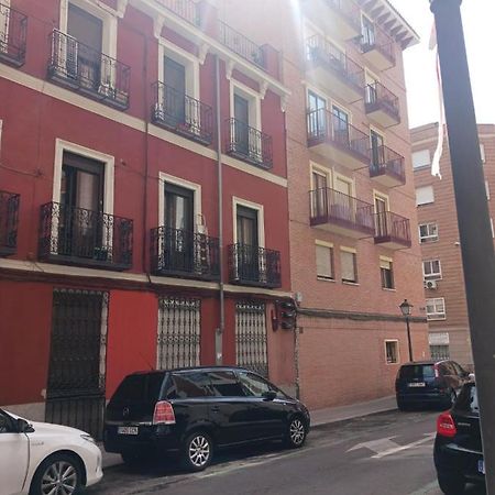 شقة Habitacion En مدريد المظهر الخارجي الصورة